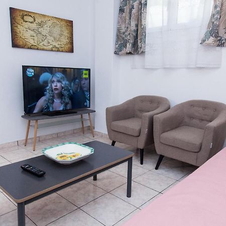 Cozy Apartment In Pireas Exteriör bild