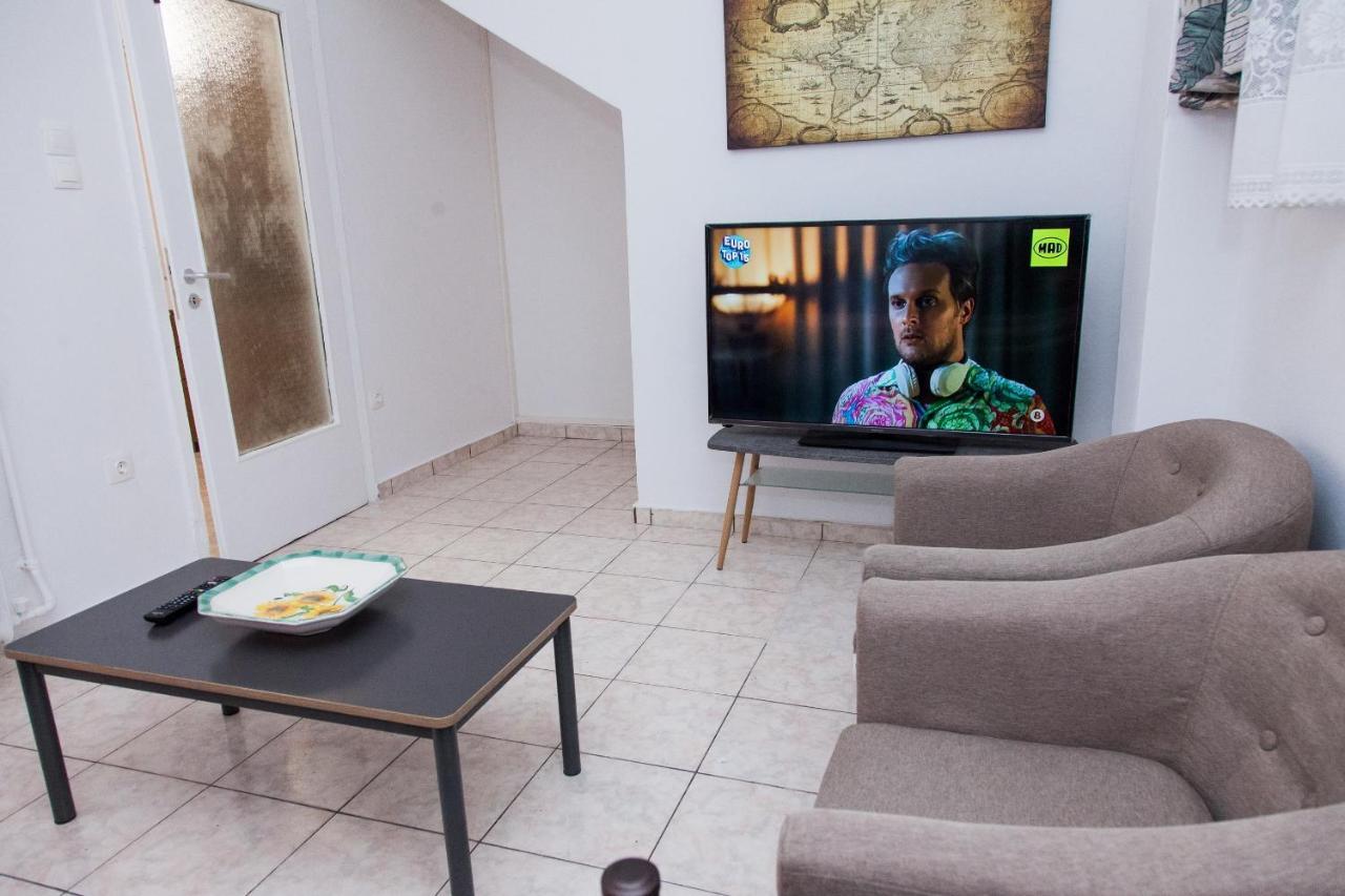 Cozy Apartment In Pireas Exteriör bild